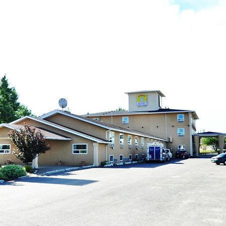 Lone Star Hotel North Battleford Buitenkant foto