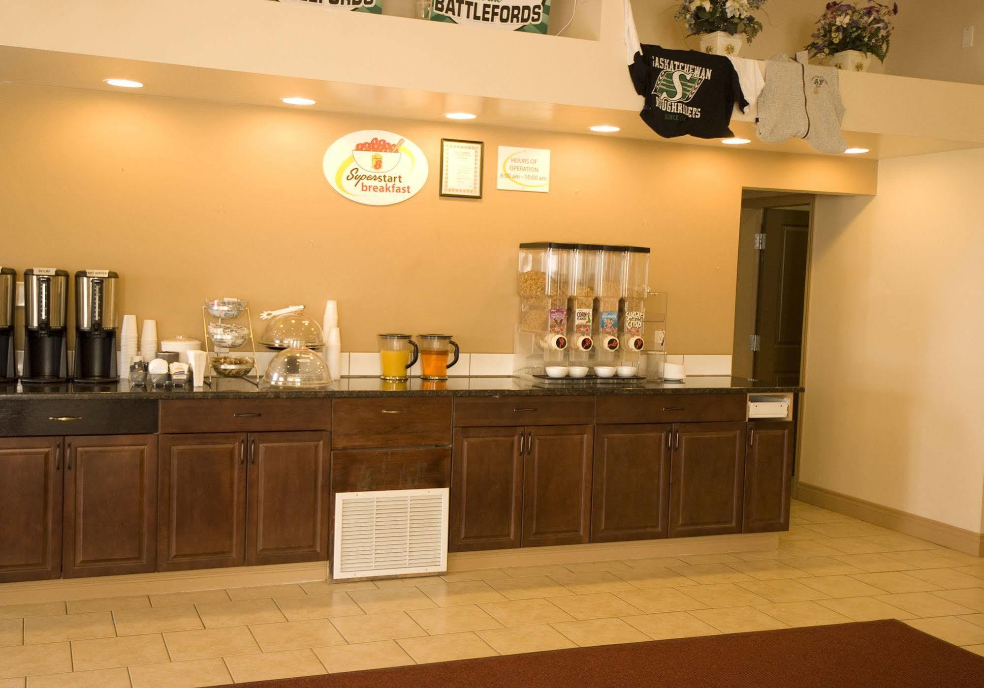 Lone Star Hotel North Battleford Buitenkant foto